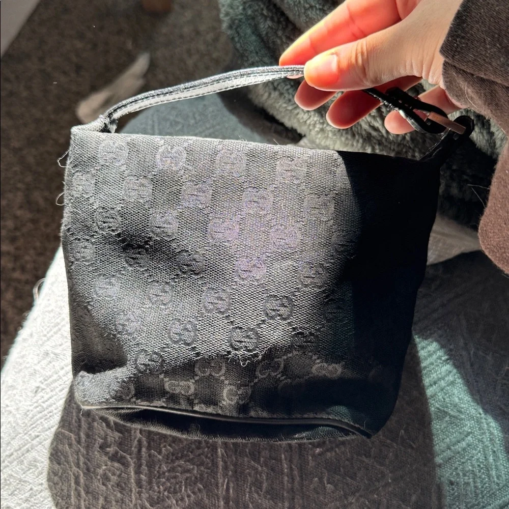 Gucci Black GG Monogram Shoulder Bag - Picture 5 of 5
